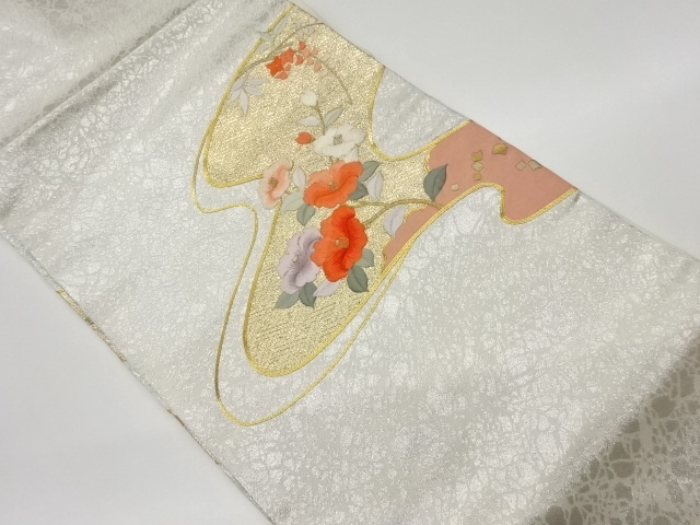 リサイクル　金駒刺繍椿に桔梗模様名古屋帯